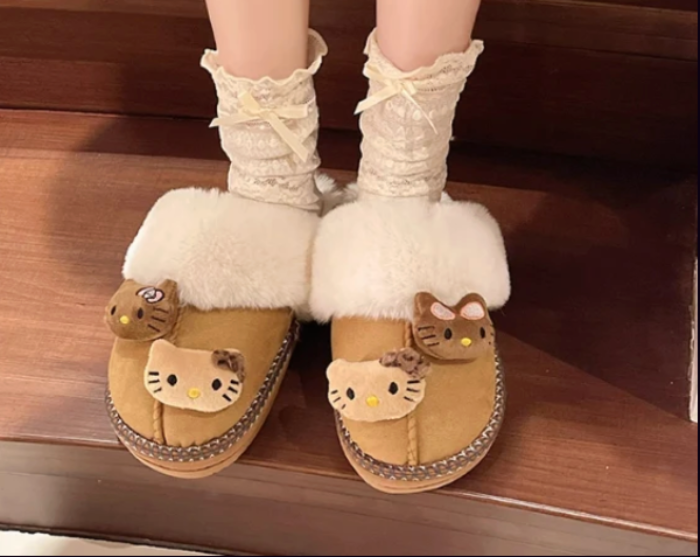 Hello Kitty Slippers